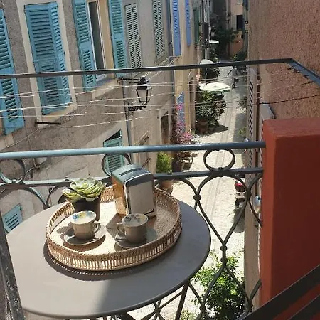 Charmante maison de village au cœur de Biot Biot