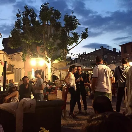 Charmante maison de village au cœur de Biot Hébergement de vacances